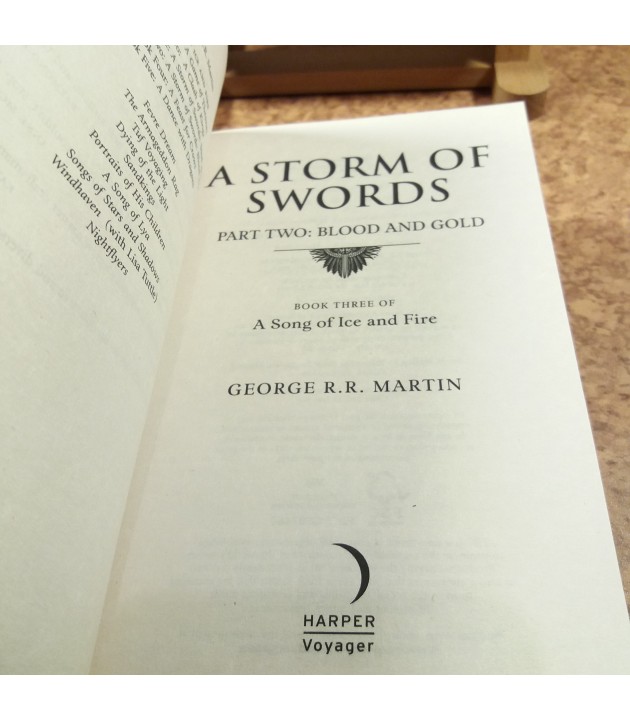 George R. R. Martin - A storm of Swords 2: Blood and gold Vol. III part two