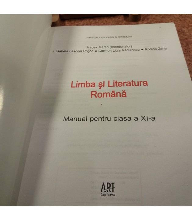 Mircea Martin - Limba si literatura romana manual pentru clasa a XI a